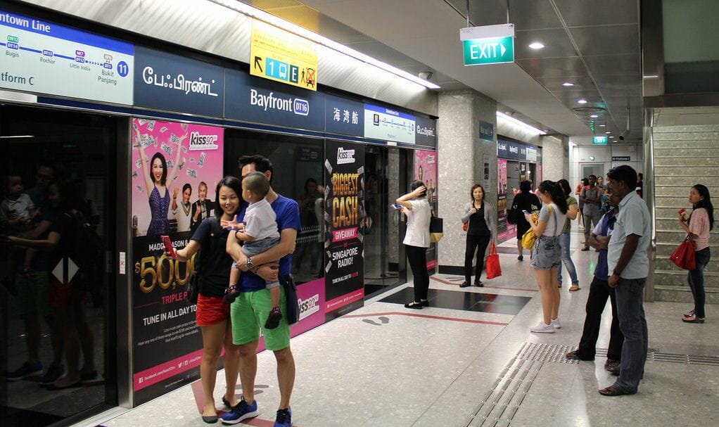 MRT-Singapore