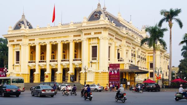Nhà Hát Lớn Hà Nội - mang nhiều dấu ấn lịch sử của Thủ đô.