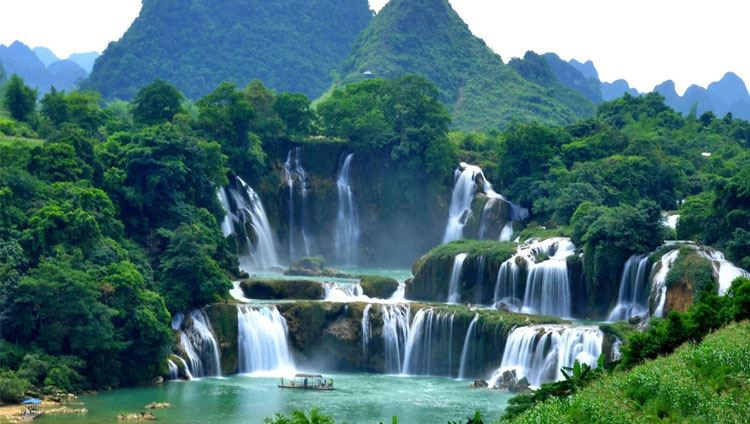 Thác bản Giốc- một trong những thác đẹp nhất ở Đông Nam Á (ảnh sưu tầm)