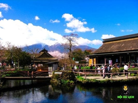 Ngôi làng Oshino Hakkai dưới chân núi Phú Sĩ đẹp như tranh vẽ (ảnh st)