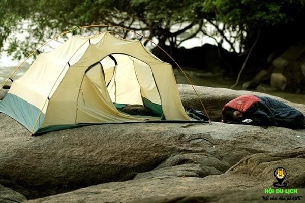 Cắm trại ở suối Tranh (ảnh sưu tầm)