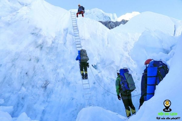 Chinh phục ngọn núi Everest- ảnh sưu tầm