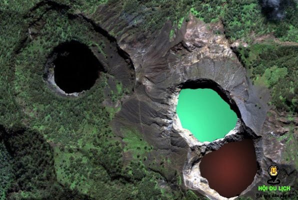 Hồ nước ba màu ở Indonesia- ảnh sưu tầm