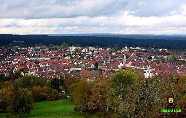 Thị trấn Freudenstadt nổi tiếng với làng suối nước nóng trong Rừng Đen ở Đức- ảnh sưu tầm 
