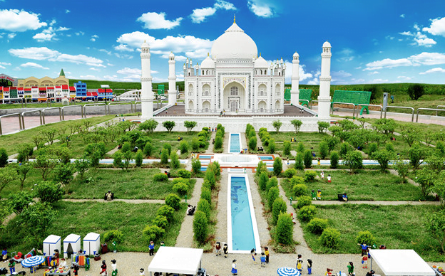 Đền Taj Mahal ở Ấn Độ được tái hiện từ hình lego ( ảnh sưu tầm)