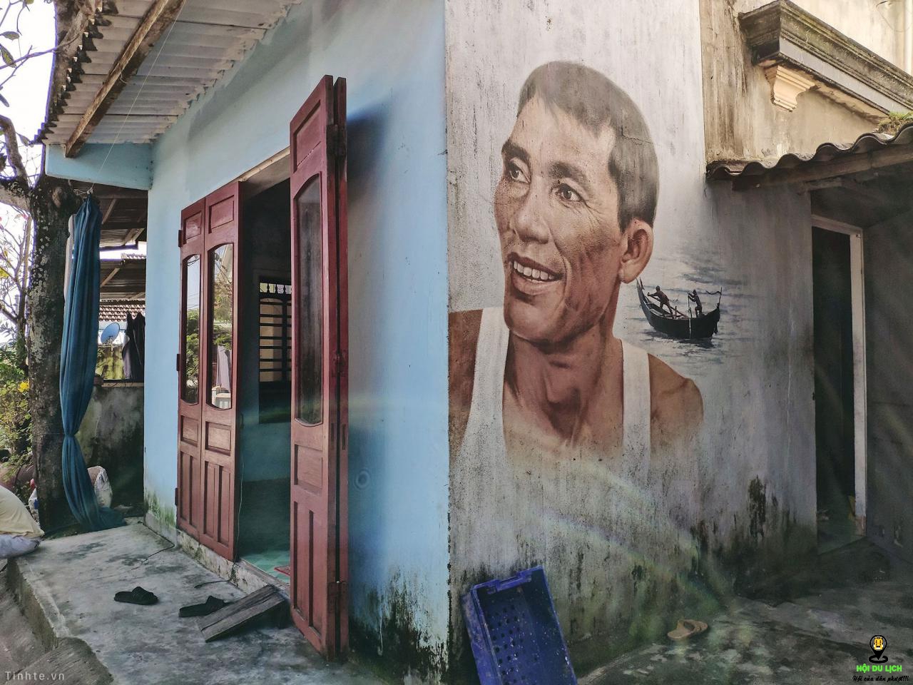 Làng Bích Họa Tam Thanh: Tuyệt tác tranh tường tại Việt Nam
