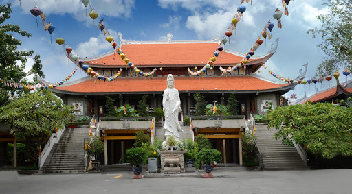 Top các ngôi chùa nổi tiếng ở Sài Gòn